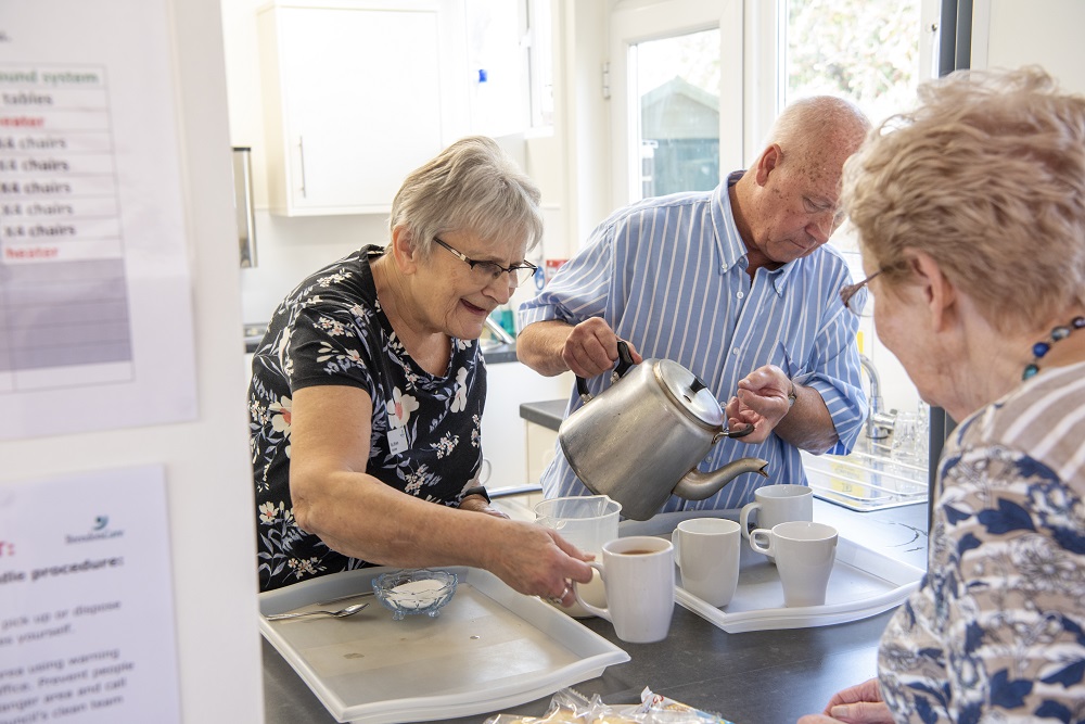 Clubs volunteers supporting older persons