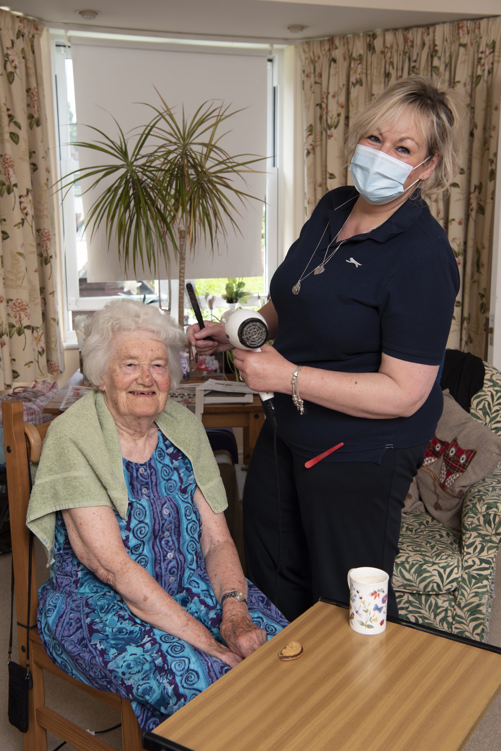 Meadway resident with hairdresser