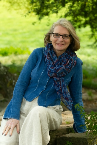 In Conversation with Novelist and Poet Gail Aldwin, Online – Zoom